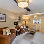 3 Bed In Oc-78935 * 米德尔赫姆