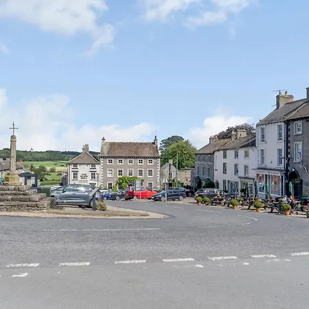 3 Bed In Leyburn 78935 * Middleham